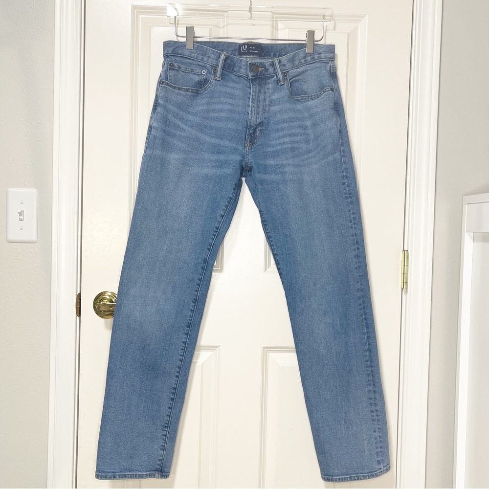 GAP Men’s Straight Denim Jeans